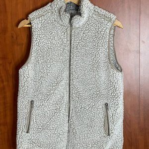 Thread Supply Sherpa Vest with Zippered Pockets